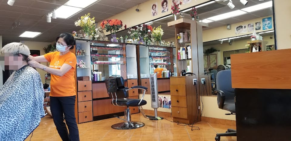 Blades Hair & Nail Salon photo 1