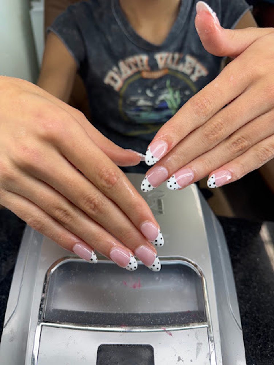 Nails In Wonderland photo 1