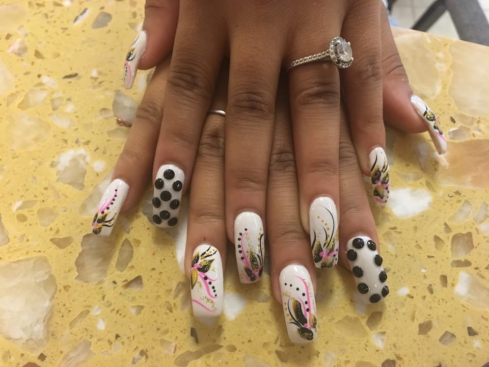 Le Hair and Nails photo 1