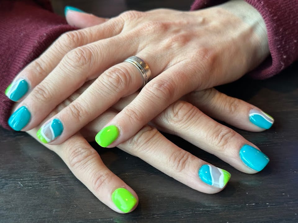 VN Nails photo 1