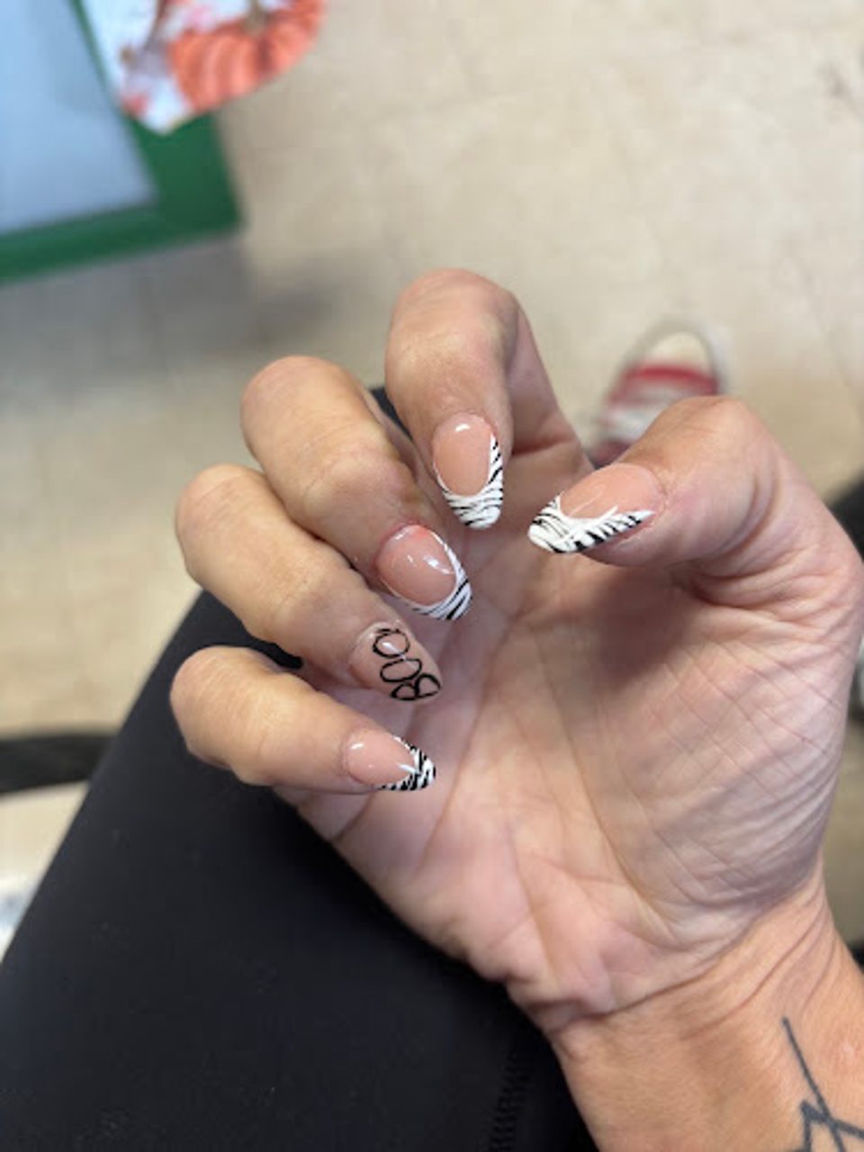 KeiKrylics Nail Studio photo 1