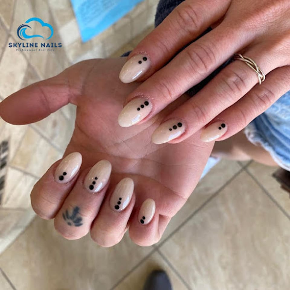 Skyline Nails & Spa photo 1