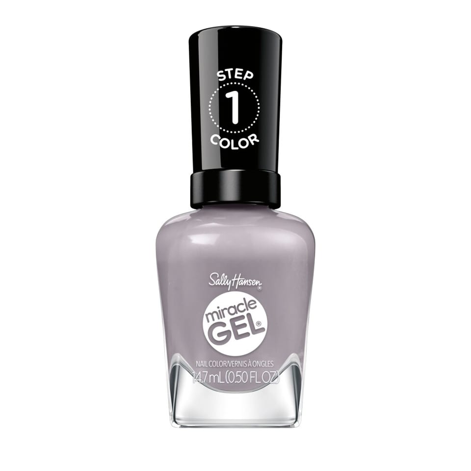 Sally Hansen photo 1
