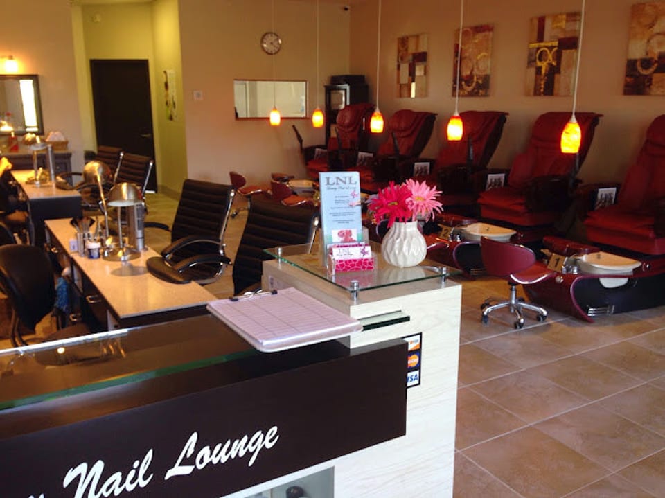 Luxury Nail Lounge photo 1