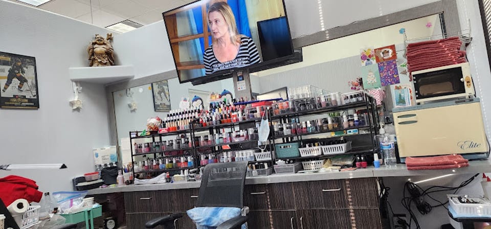 J Nails – Body Spa Salon photo 1