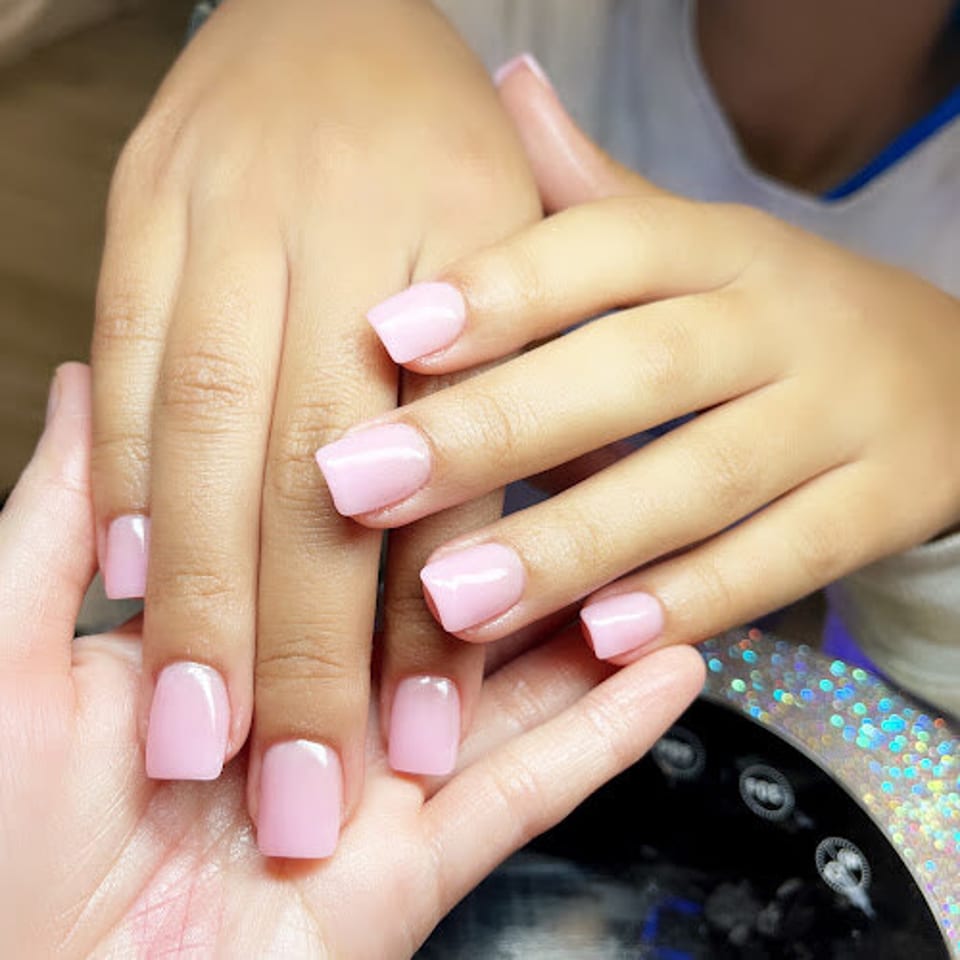 Retreat Nail Spa photo 1