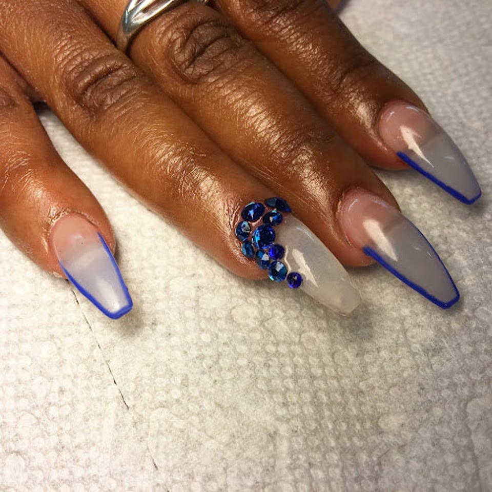 Snow Nails photo 1