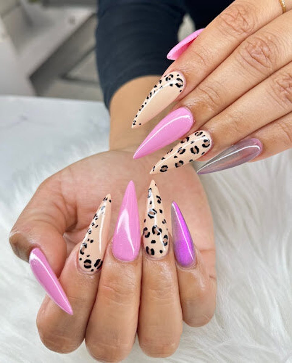 T Nails & Spa photo 1