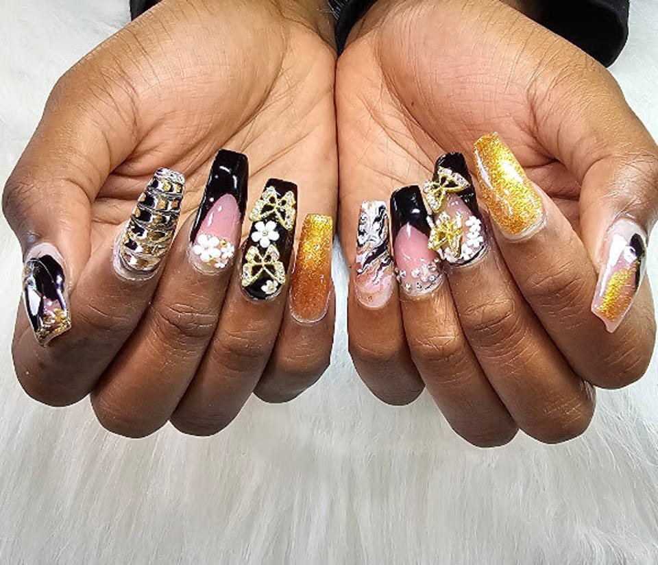 Blazin Clipz N Nail Tipz photo 1
