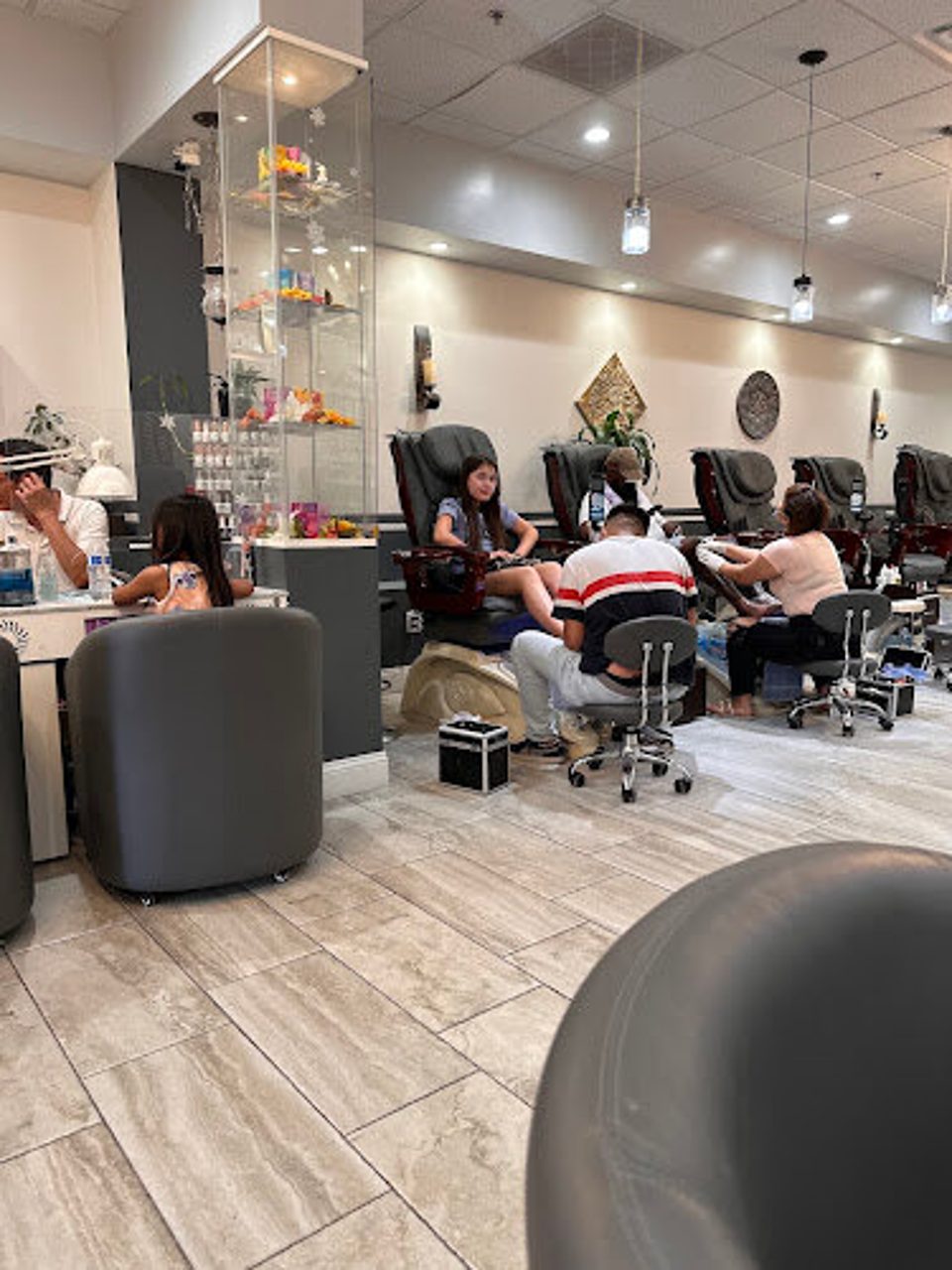 VK Five Points Nails & Spa photo 1