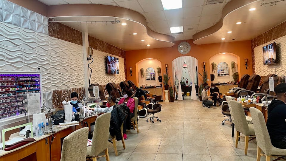 Borgata Nails & Spa photo 1