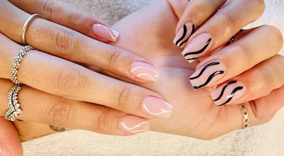 Holly Nails & Spa photo 1