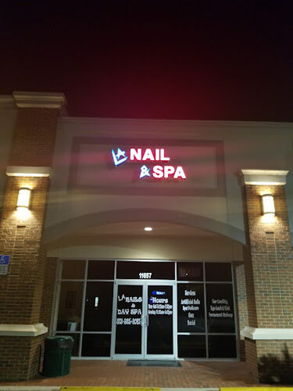 LEE Nails & Spa photo 1