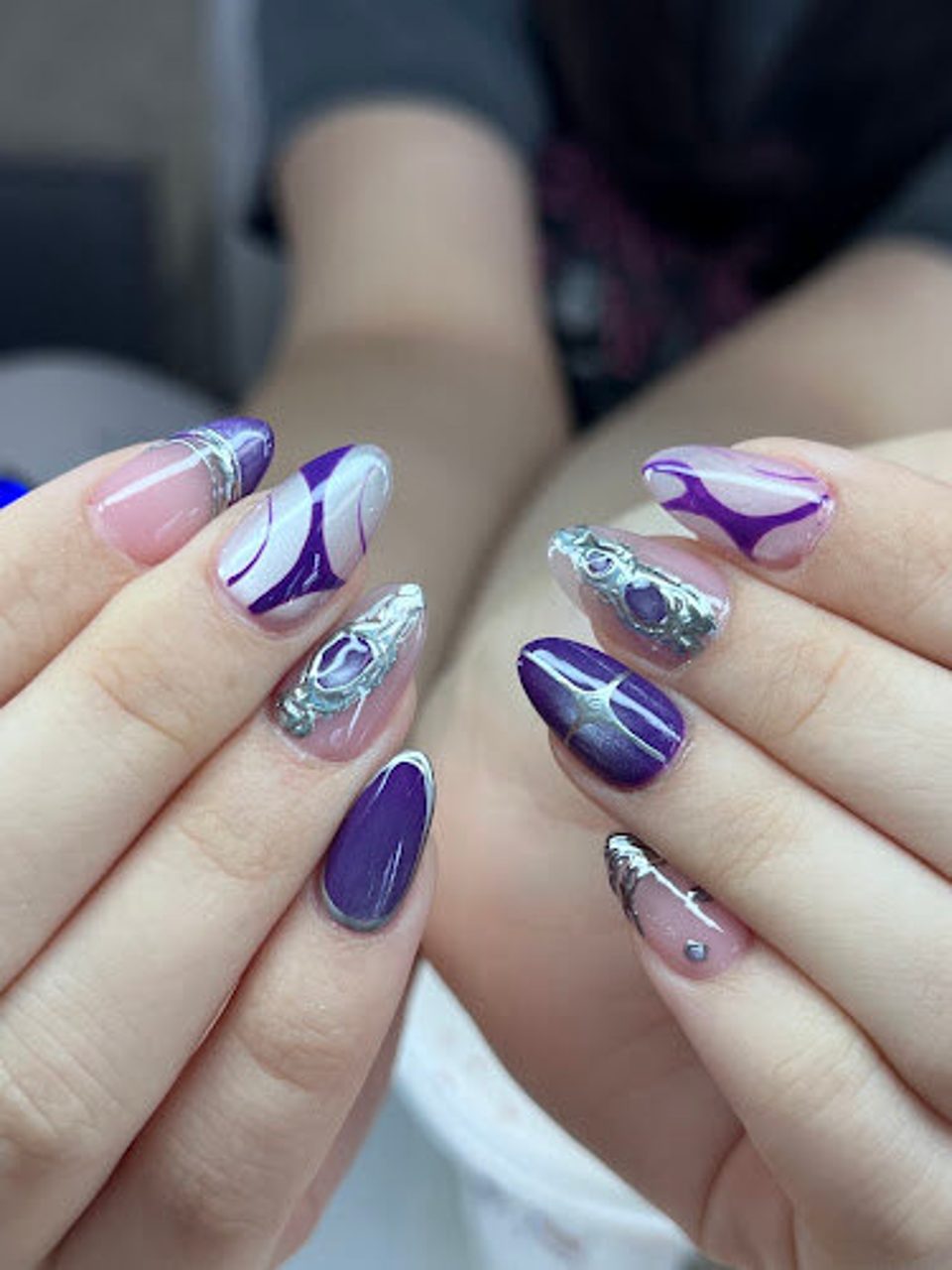 Over and above the nails Art studio 💖 photo 1