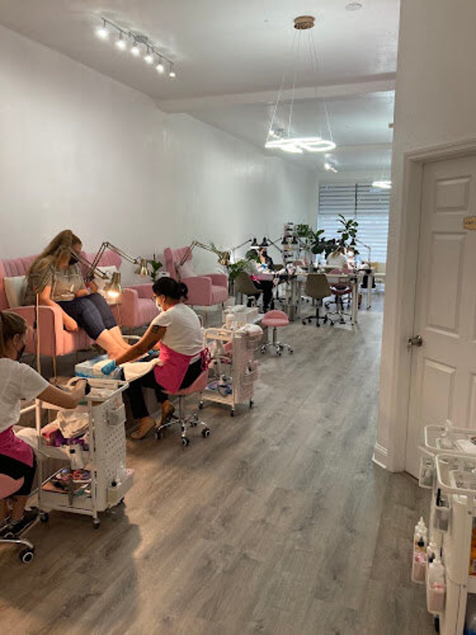 Luxy Nails & Beauty Winter Park FL photo 1