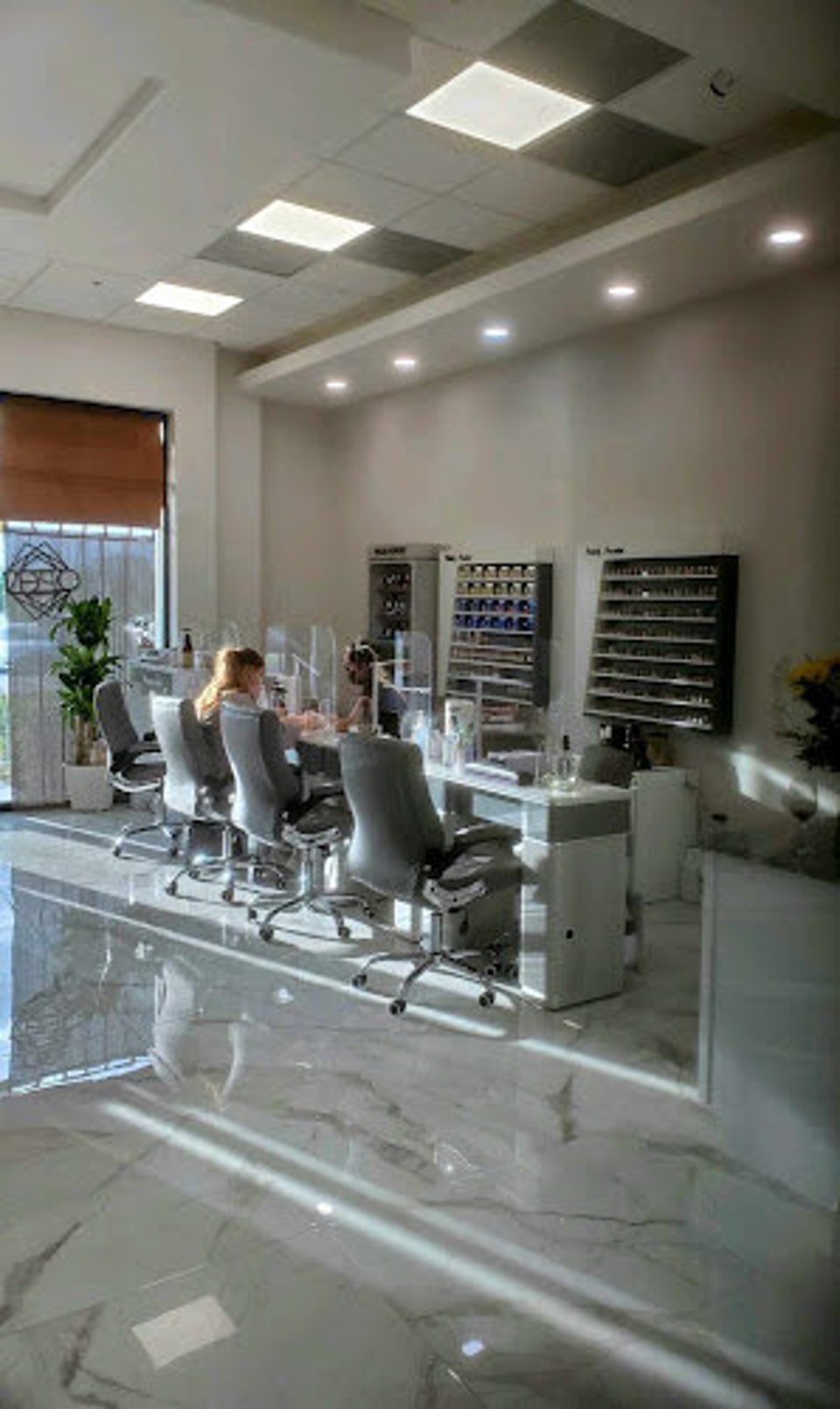 10% OFF Fifth Year Anniversary – Fifth Avenue Nail and Spa photo 1