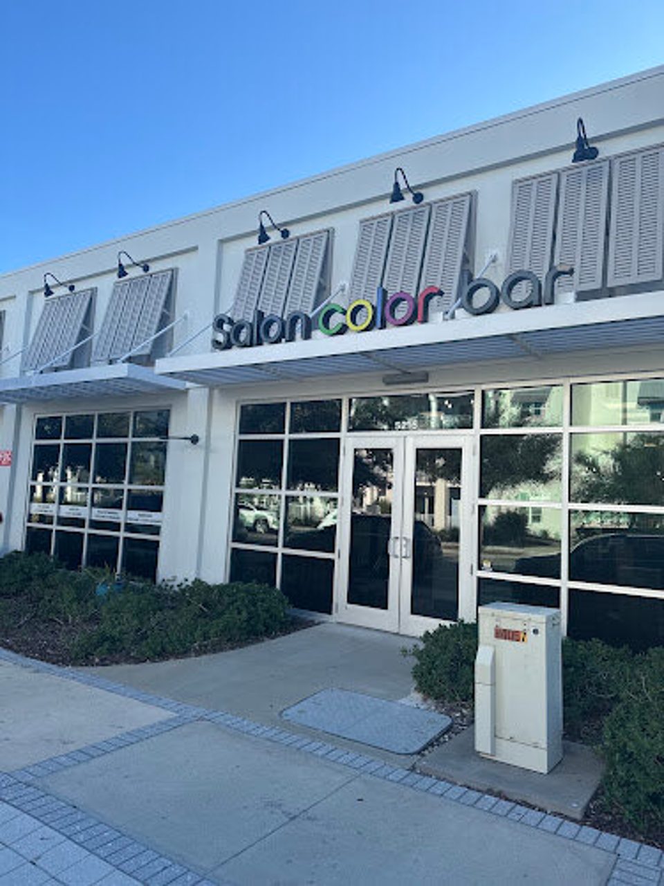 Salon Color Bar photo 1