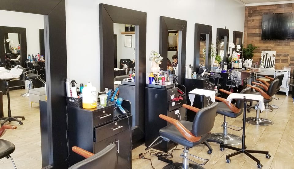 QT Salon photo 2
