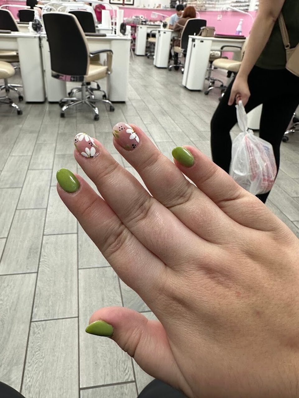 Dior Nails & Spa photo 1