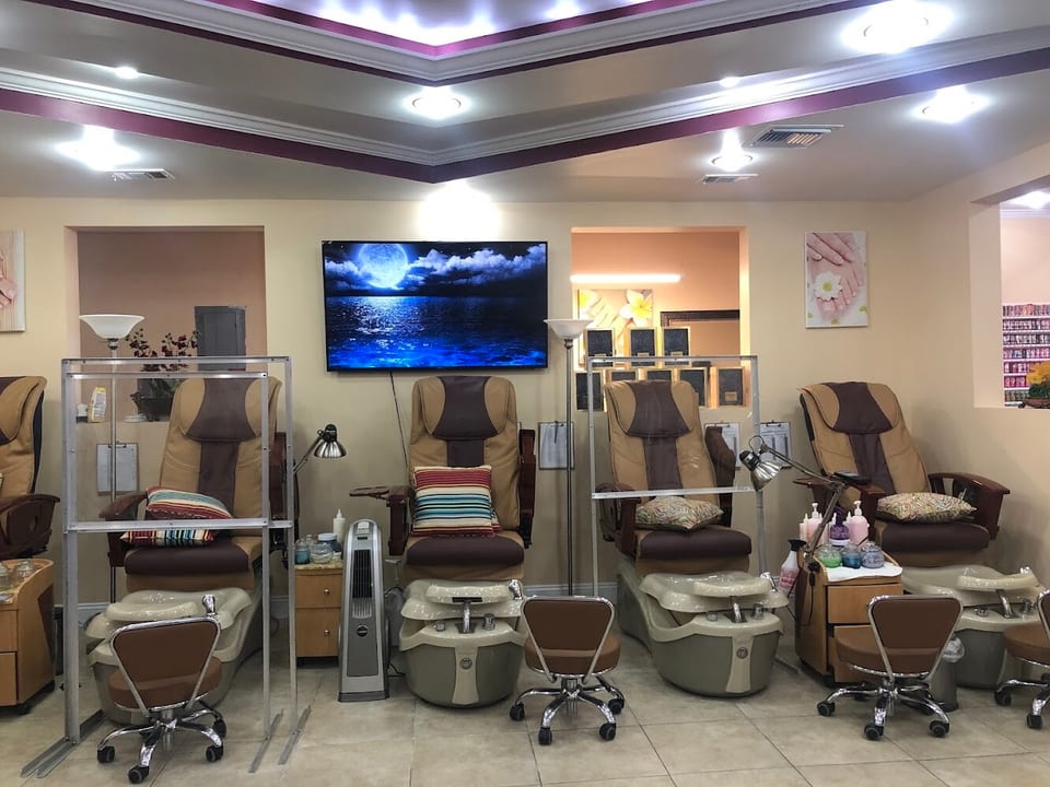 Crystal Nail Spa photo 1