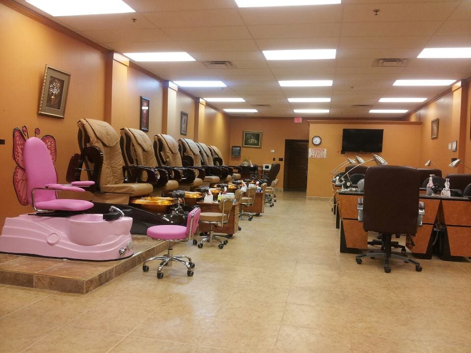 Us Nails & Spa photo 1