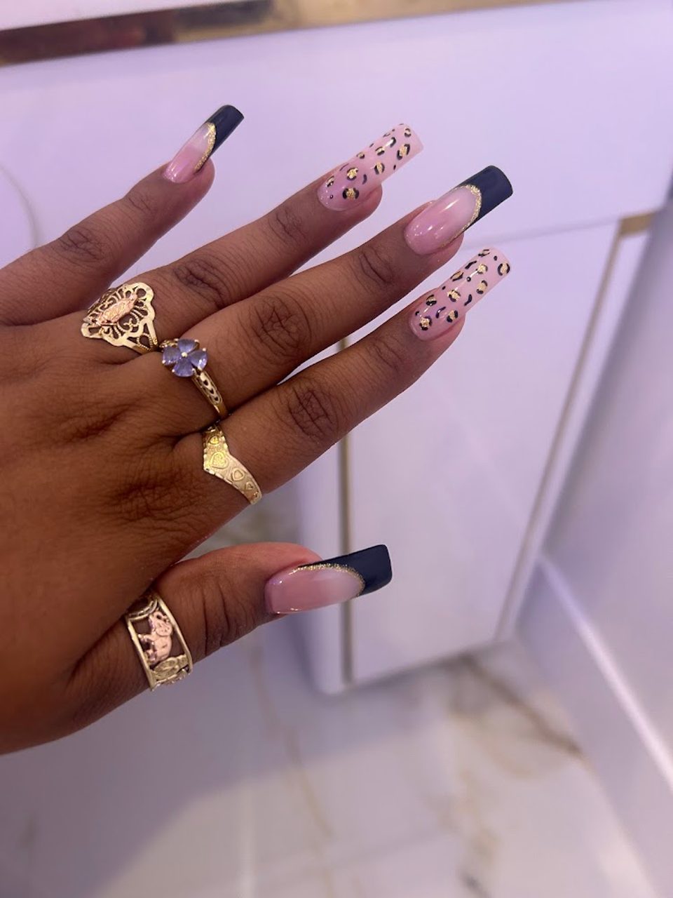 Van Nails photo 1