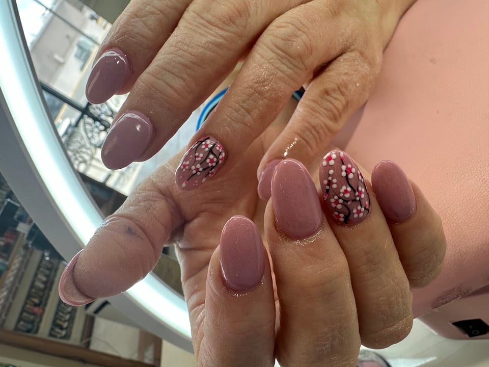 Norton Nails photo 1