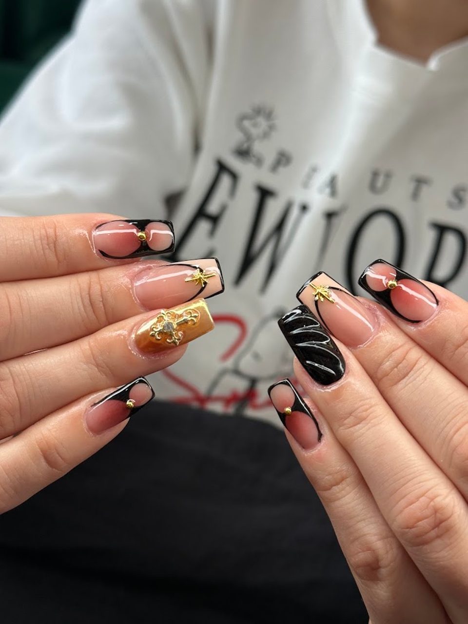 Queen Nails and Lash photo 1