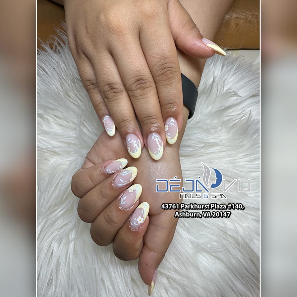 Deja Vu Nails & Spa photo 1