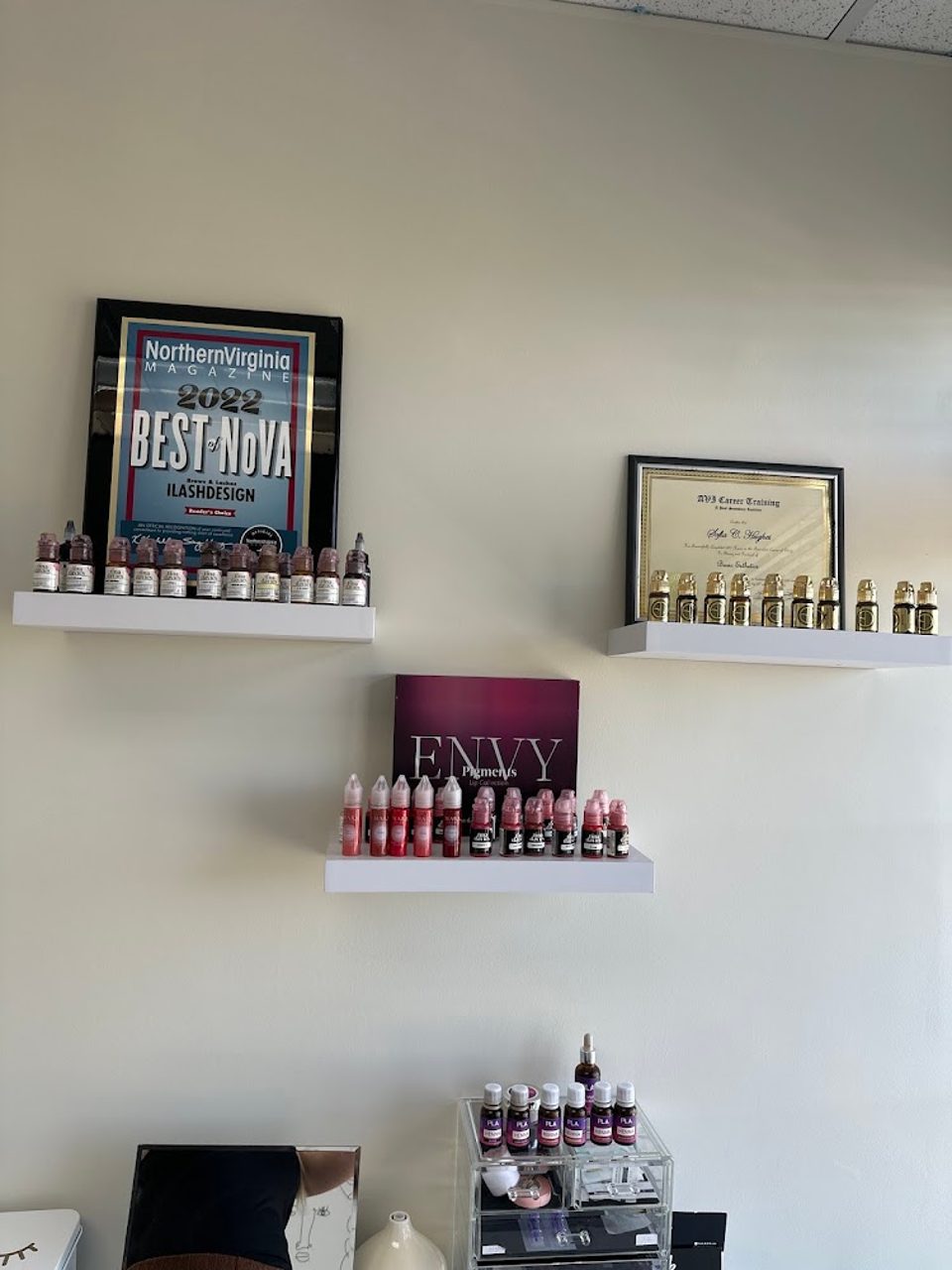 Mona Beauty Loft photo 1
