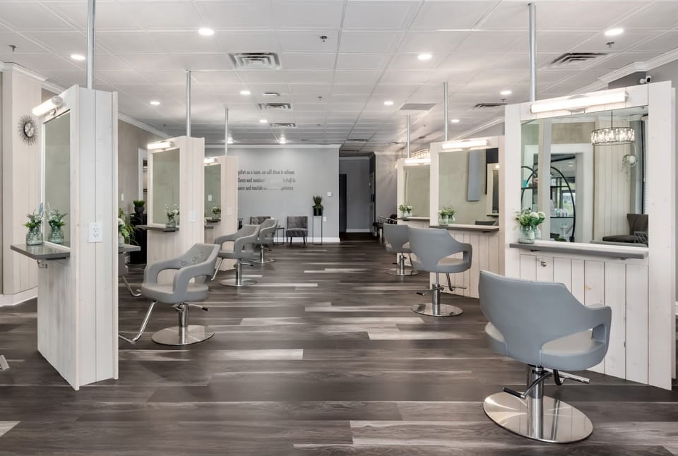 Valon Salon photo 1