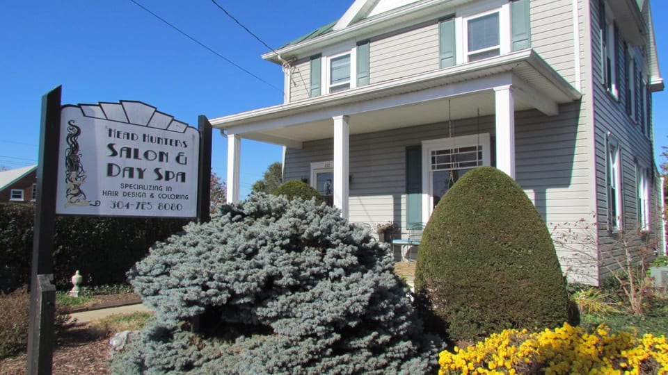 Head Hunters Salon & Day Spa photo 1