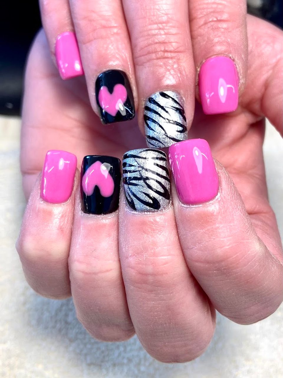 KV Nails III photo 1